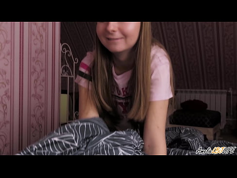 ❤️ Blondie duboko siše svoju drugu prijateljicu i dobiva spermu u usta Porno u pornografiji bs.sexycamse.top